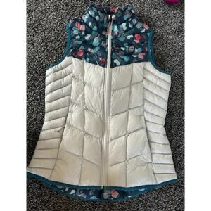ORAGE reversible puffer vest. Size small. Excellent condition.